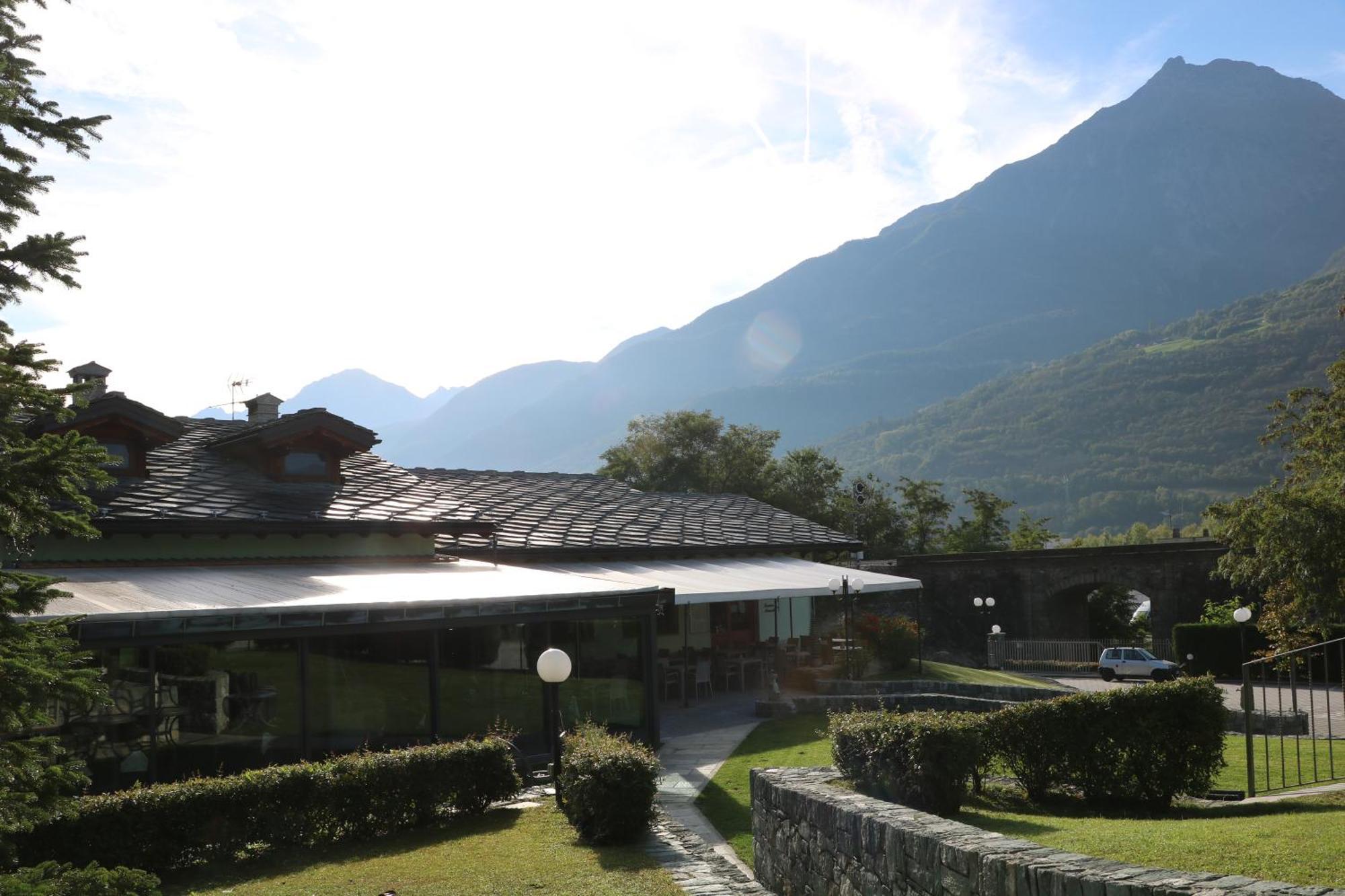 Lazy Bee Camping Village Aosta Dış mekan fotoğraf